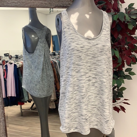 EUC lululemon Essential Tank Pleated - Blue Available - Picture 4 of 13